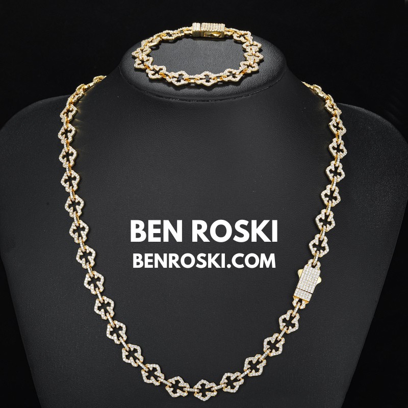 Moissanite Clover Link Bracelet Sterling Silver, Gold & Rose Gold | VVS Moissanite | GRA Certified