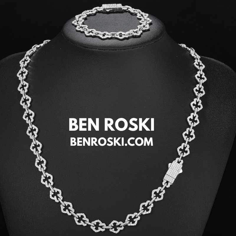 Moissanite Clover Link Bracelet Sterling Silver, Gold & Rose Gold | VVS Moissanite | GRA Certified