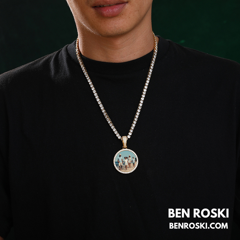 Custom Photo Round Pendant Sterling Silver or Gold/Rose Gold Plated | VVS Moissanite | GRA Certified