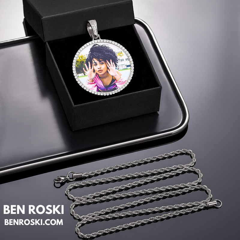 Custom Photo Round Pendant Sterling Silver or Gold & Rose Gold Plated | Moissanite | GRA Certified