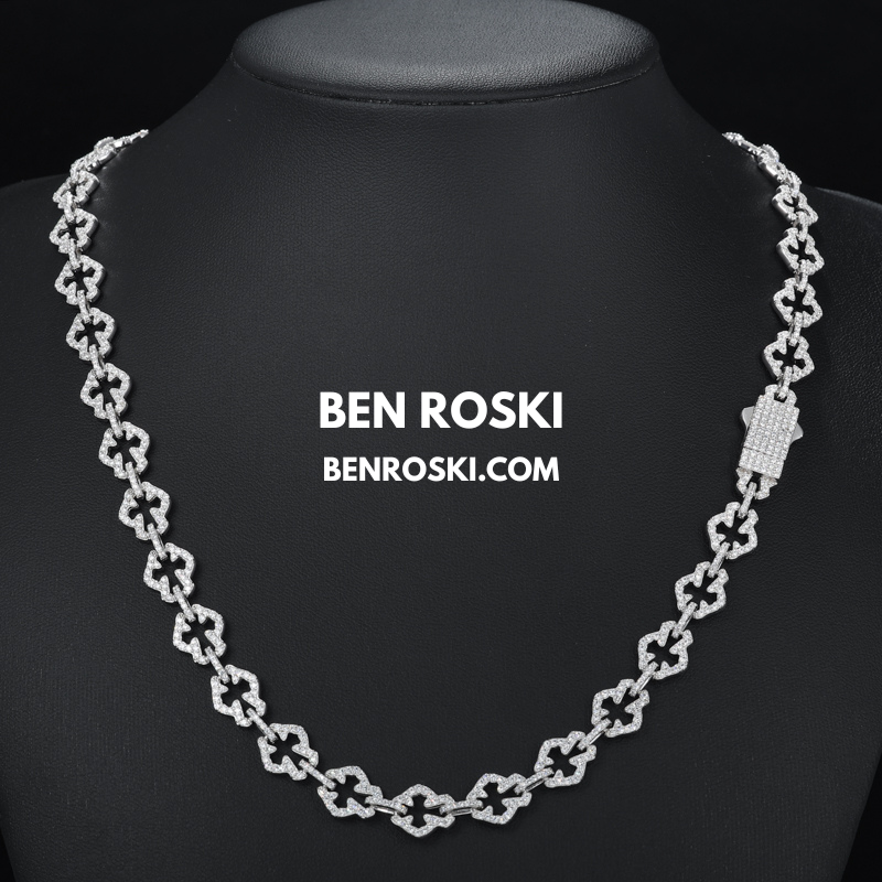 Iced-Out Clover Link Necklace Sterling Silver, Gold & Rose Gold | VVS Moissanite | GRA Certified