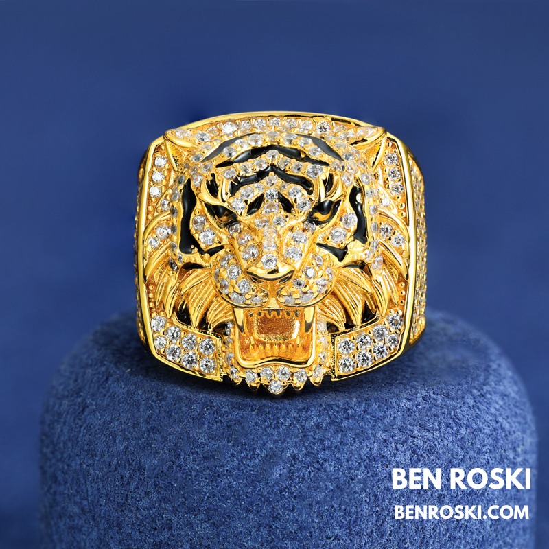 Iced-Out Tiger Head Ring Sterling Silver, Gold & Rose Gold | VVS Moissanite | GRA Certified