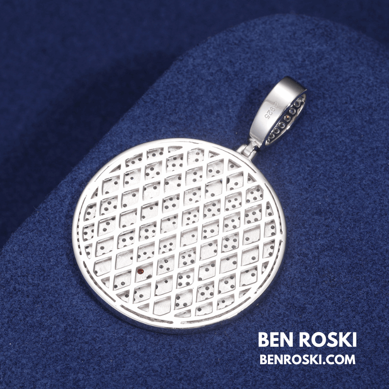 Celestial Round Pendant – 57MM Height | VVS1 Moissanite | GRA Certified