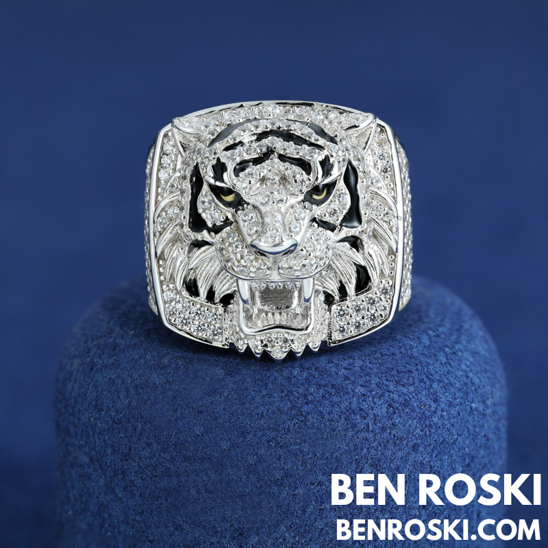 Iced-Out Tiger Head Ring Sterling Silver, Gold & Rose Gold | VVS Moissanite | GRA Certified